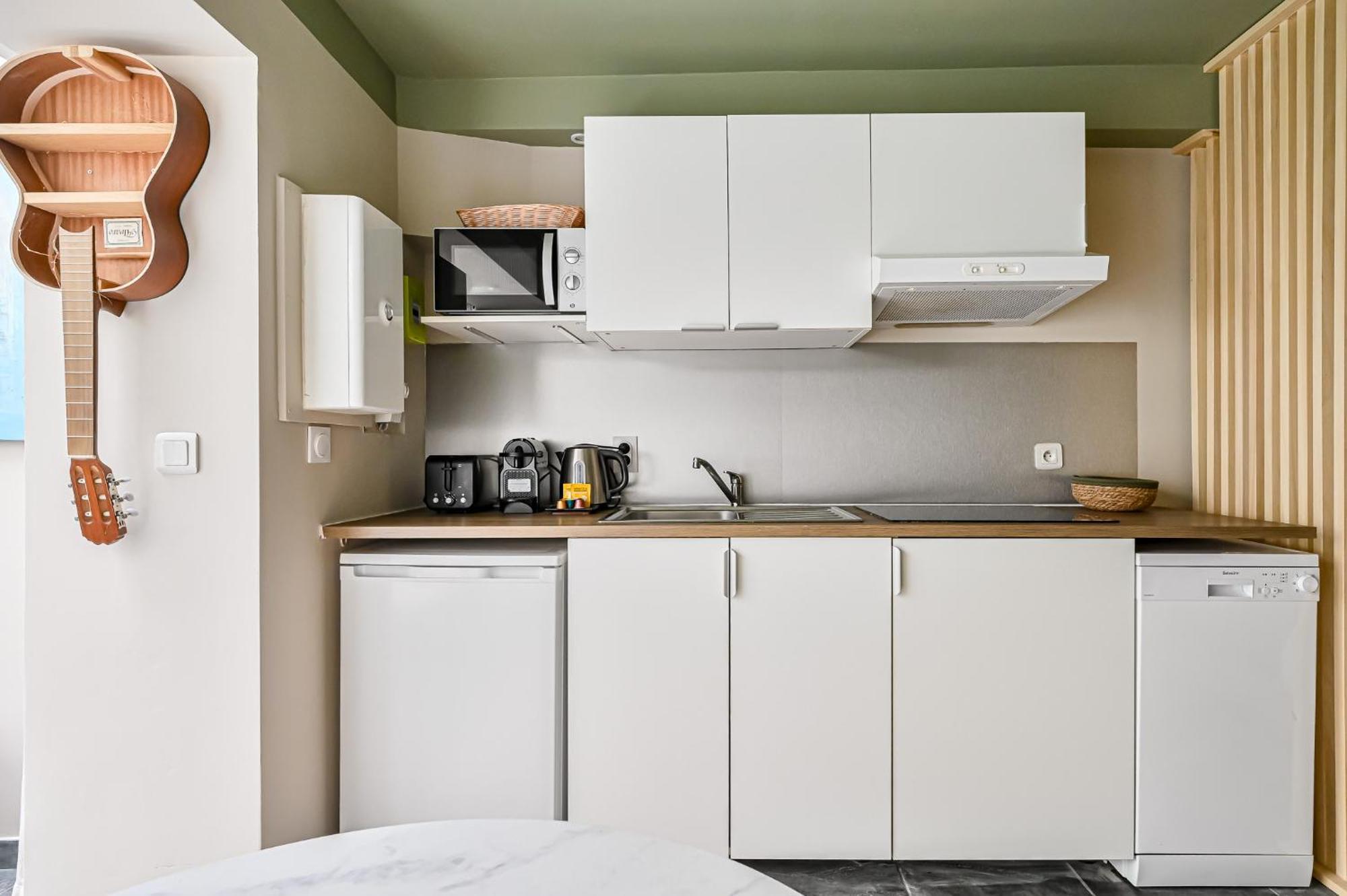 Appartamento L'Oasis Parisien - 2 Pers - Metro Oberkampf Esterno foto