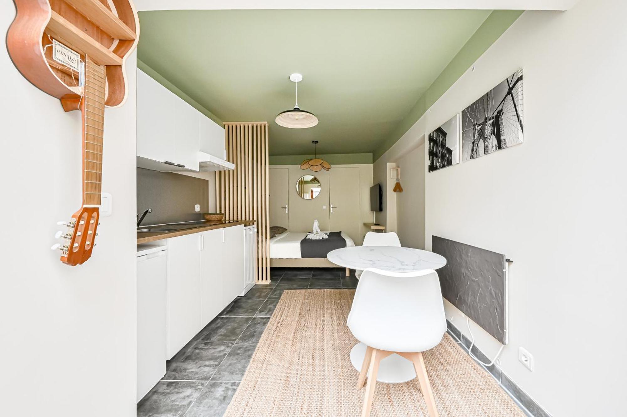 Appartamento L'Oasis Parisien - 2 Pers - Metro Oberkampf Esterno foto